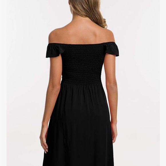 Black button dress - Picture 3 of 3